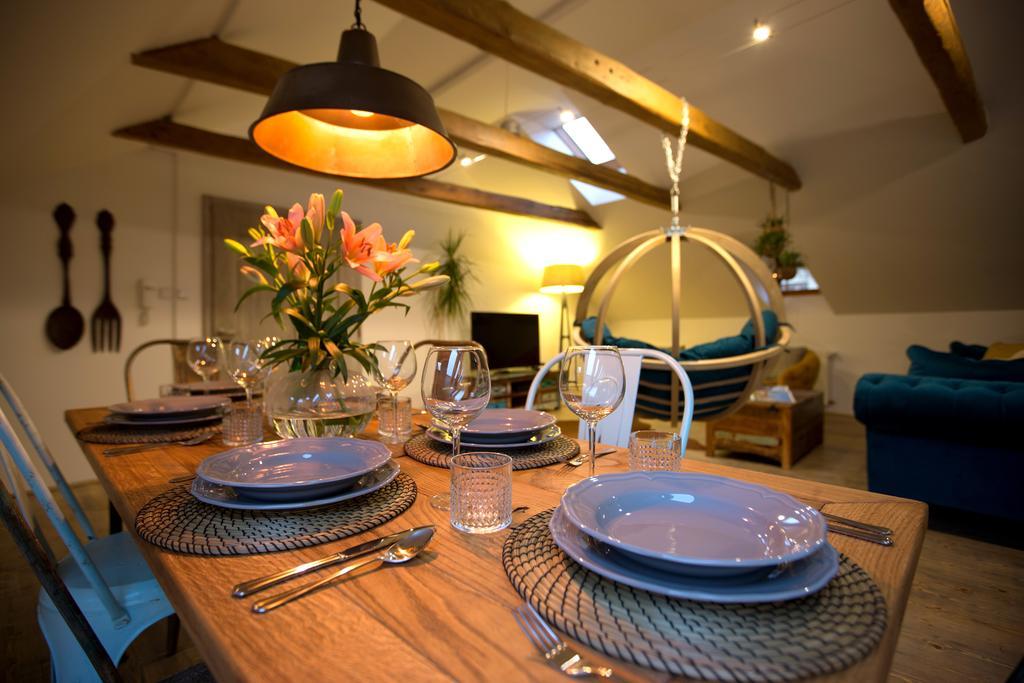 Bohemian Chic 2 Bedroom 2 Bathroom Loft With Hanging Chair Praha Eksteriør bilde