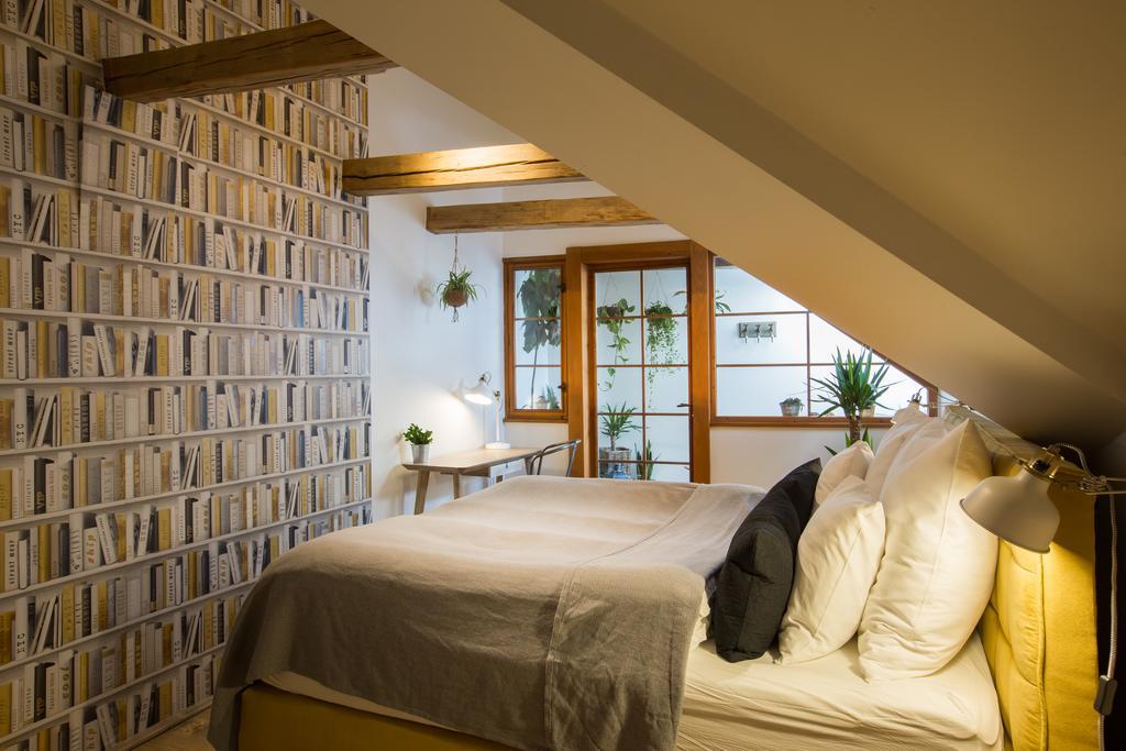 Bohemian Chic 2 Bedroom 2 Bathroom Loft With Hanging Chair Praha Eksteriør bilde