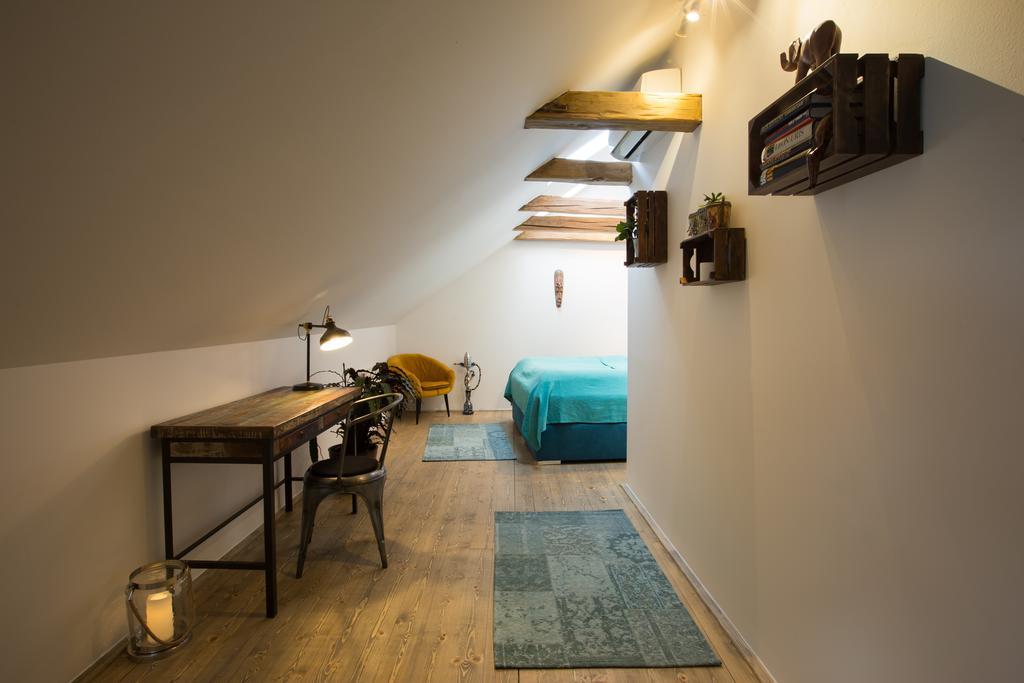 Bohemian Chic 2 Bedroom 2 Bathroom Loft With Hanging Chair Praha Eksteriør bilde