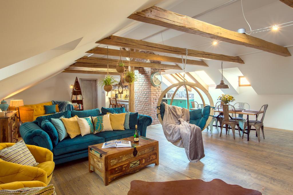 Bohemian Chic 2 Bedroom 2 Bathroom Loft With Hanging Chair Praha Eksteriør bilde